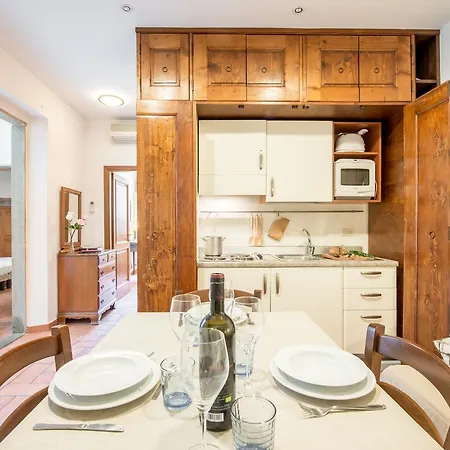 Antefissa Apartmán *